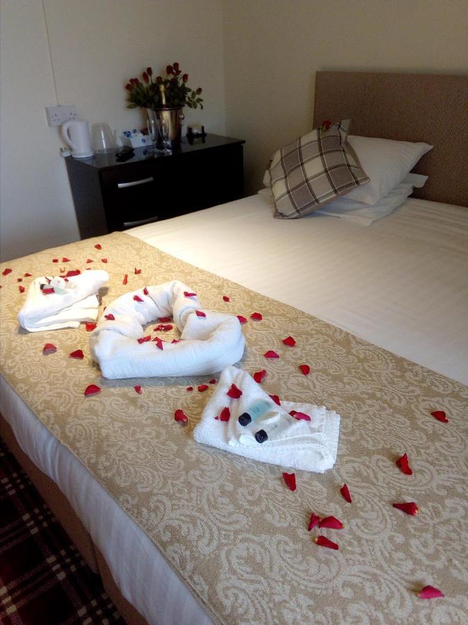 Bed and Breakfast The Edinburgh Castle Holyhead Exteriér fotografie